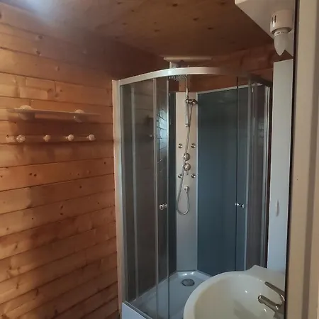 De 4 Mitoyen 2 2 Fecamp Etretat مكان تخييم